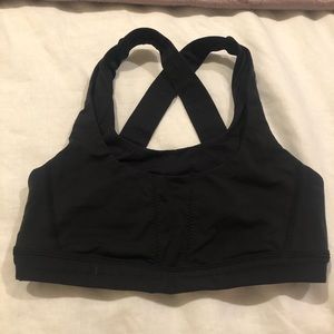 Lululemon sports bra